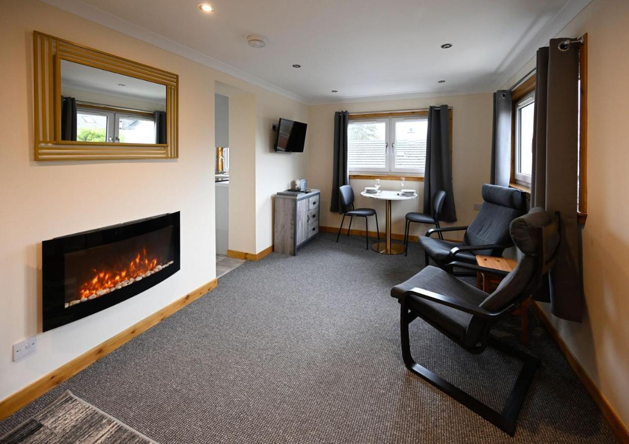 Rosewood Cottage ฟอร์ตวิลเลียม ภายนอก รูปภาพ
